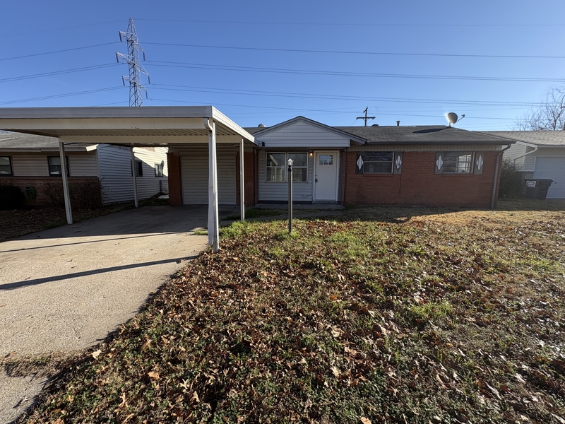 Tulsa House: 221 S 200th E Ave, 1