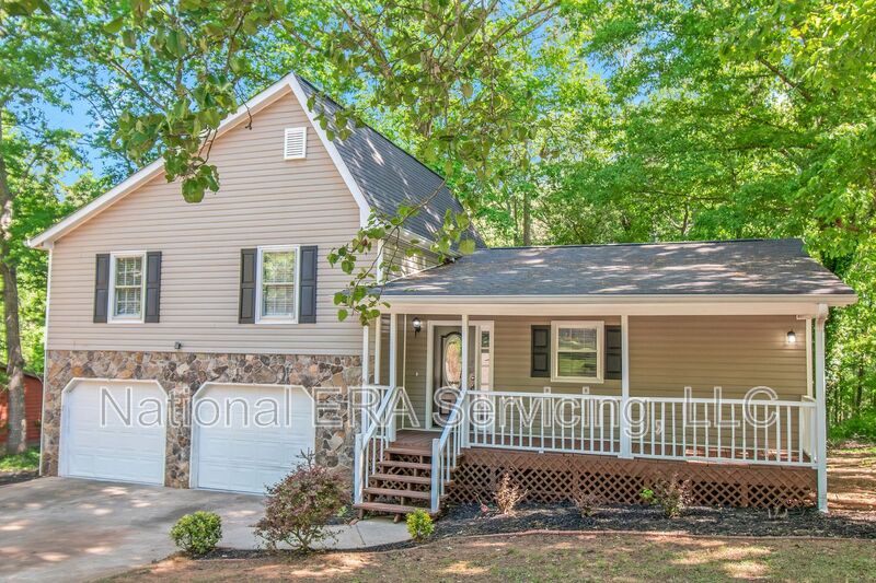 Covington House: 50 Stone Creek Dr