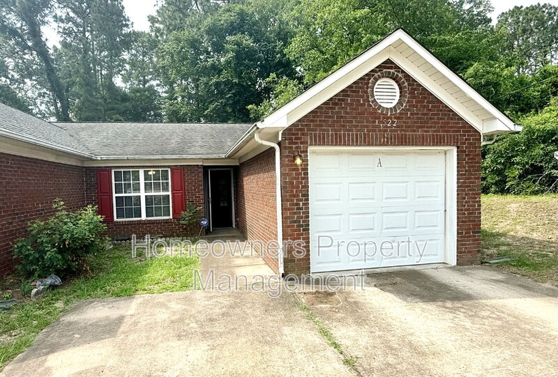 Fayetteville Condo: 522 Longview Dr