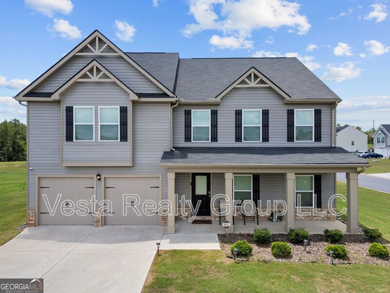 Jackson House: 321 Kirts Ridge