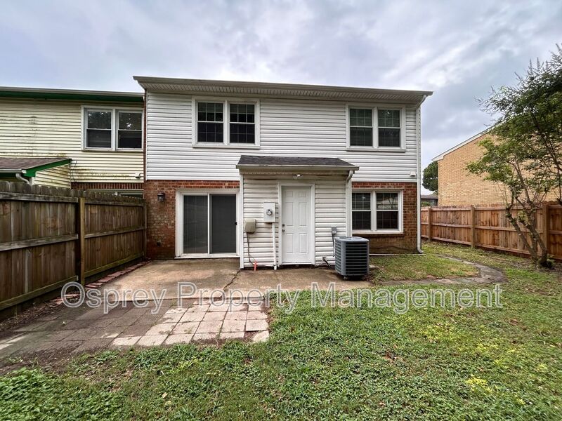 Welcome to this charming 3 bedroom 