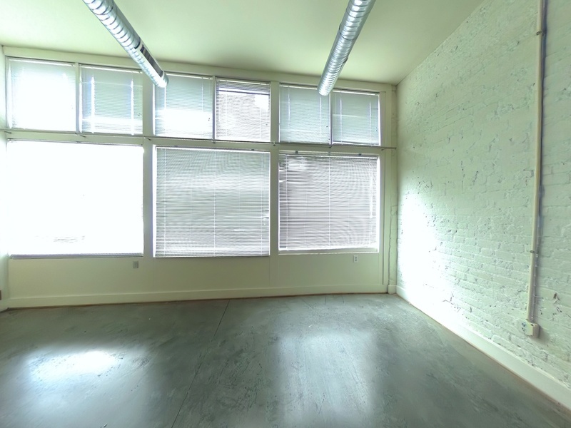 Richmond Condo: 301 Goshen St