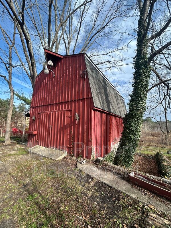 Glocester Condo: 12 Oil Mill Lane