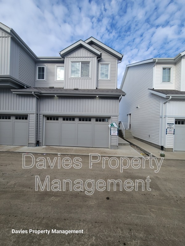 Edmonton Townhome: 7110 Keswick Common SW