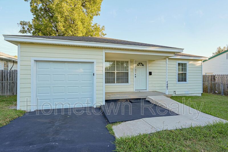 Lawton House: 1407 NW Logan Avenue