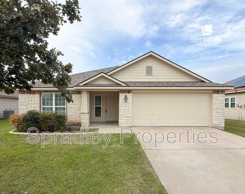 Temple House: 1112 Roanoke Dr.