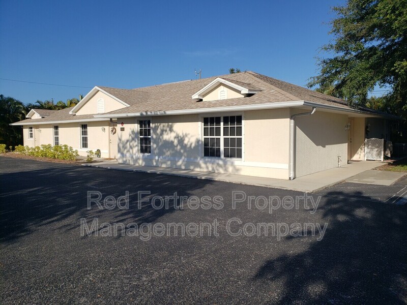 Cape Coral Condo: 1916 Santa Barbara Blvd