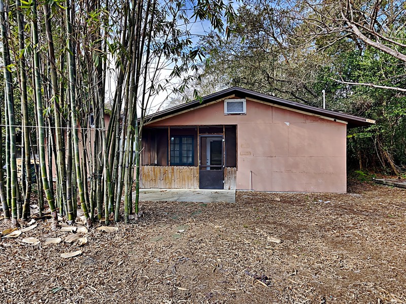 Casselberry Condo: 1431 Seminola Blvd