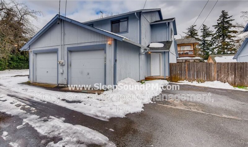 Portland Condo: 11069 SE Bush St