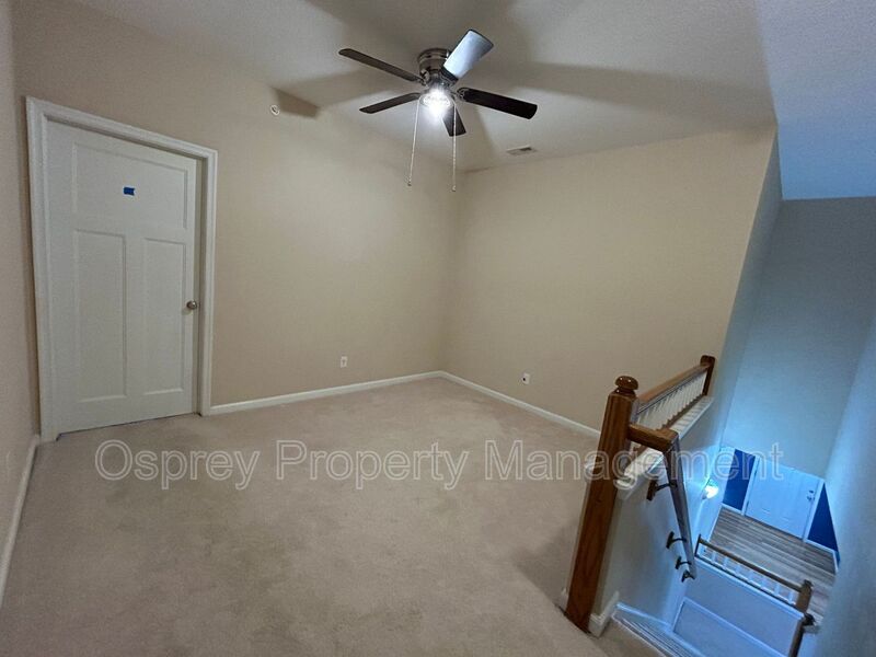 Welcome to this charming Condo! “ASK ABOUT OUR ZERO DEPOSIT” - Photo 11