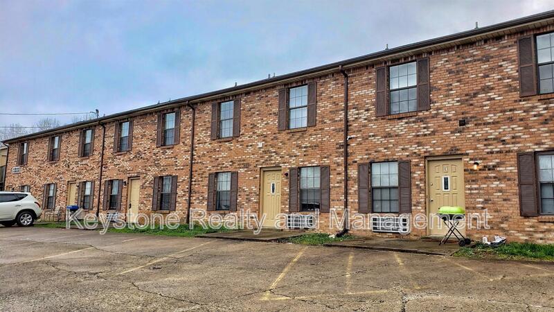 Clarksville Apartment: 704 Peachers Drive