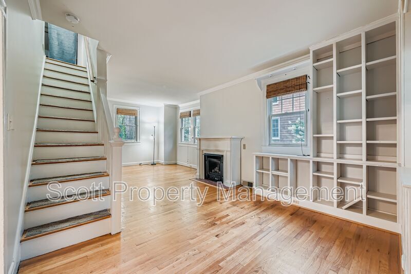 Idlewylde House: 6508 Banbury Road
