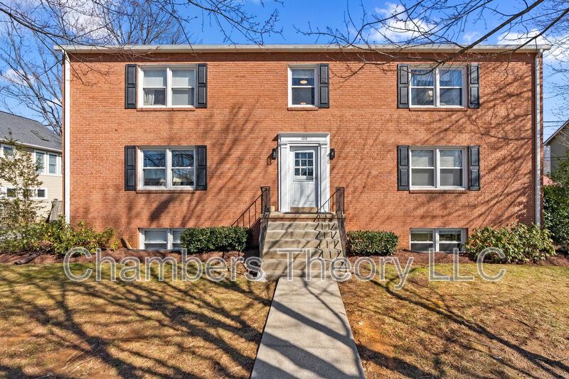 Purcellville Condo: 130 S 29th Street