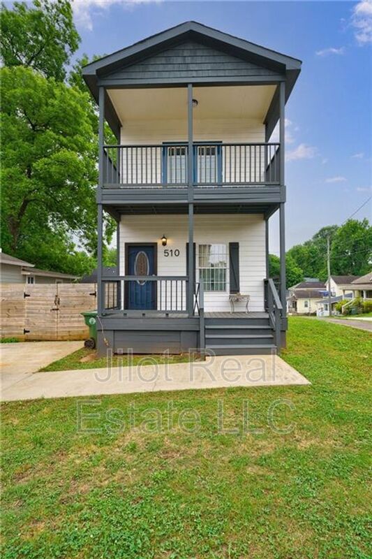 Atlanta House: 510 Mary St. SW
