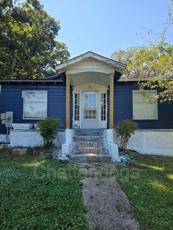 Chattanooga House: 101 Kingwood Drive