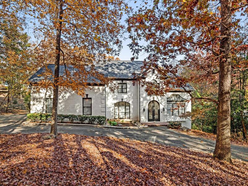 Charlotte House: 5516 Hardison Rd