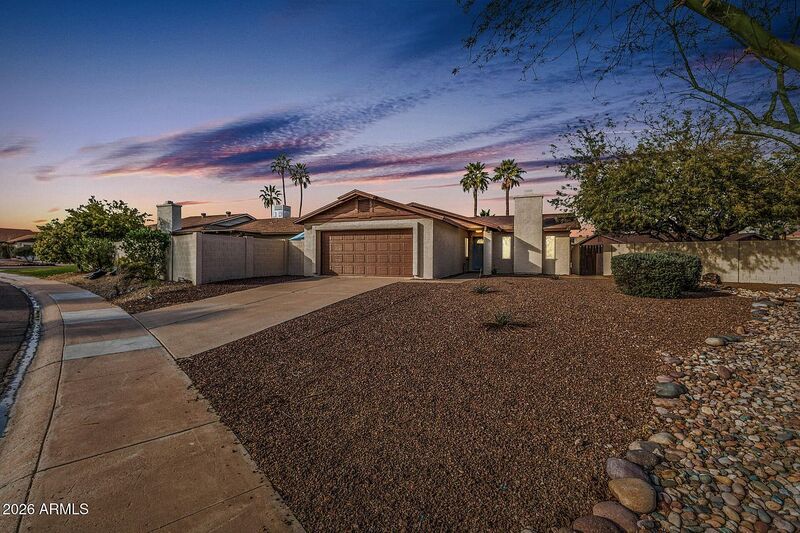 Scottsdale House: 937 N 85TH Street
