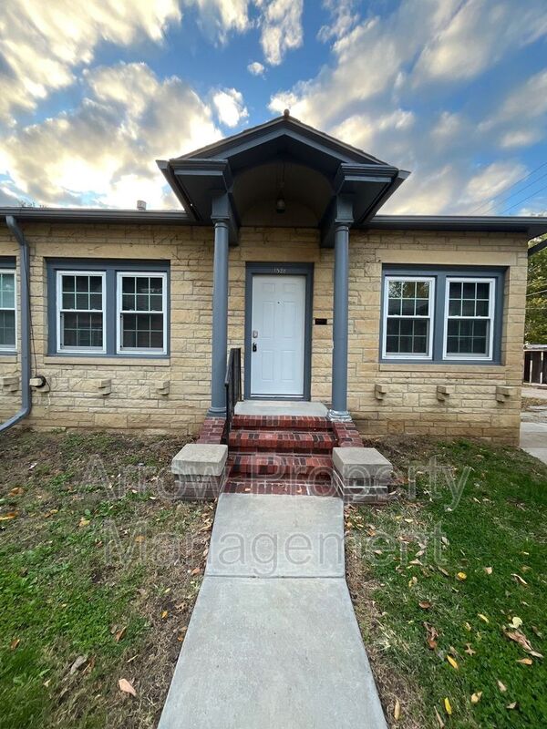 Lincoln Condo: 1522 D Street