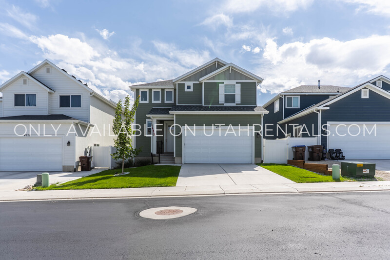 Eagle Mountain House: 4712 E Rustic Ranch Way