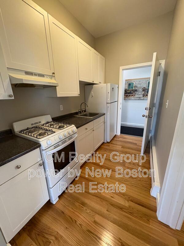 Lynn Condo: 20 High Street