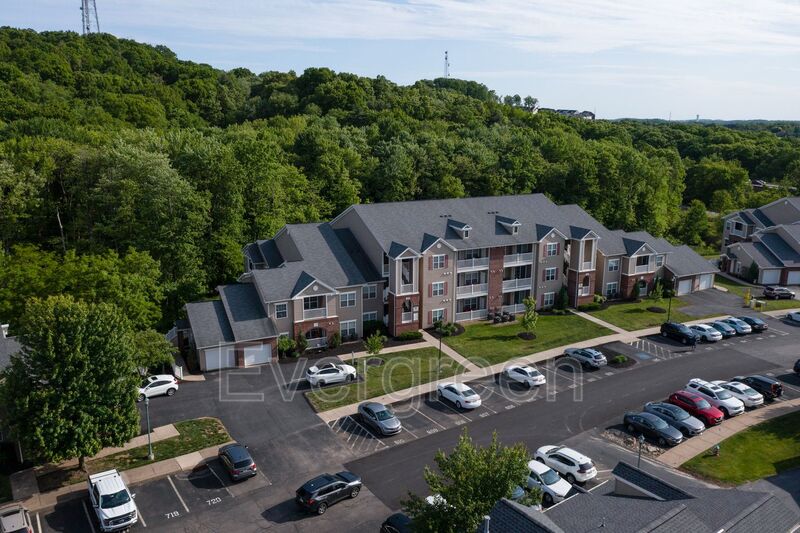 Cranberry Township Condo: 519 Stockton Ridge