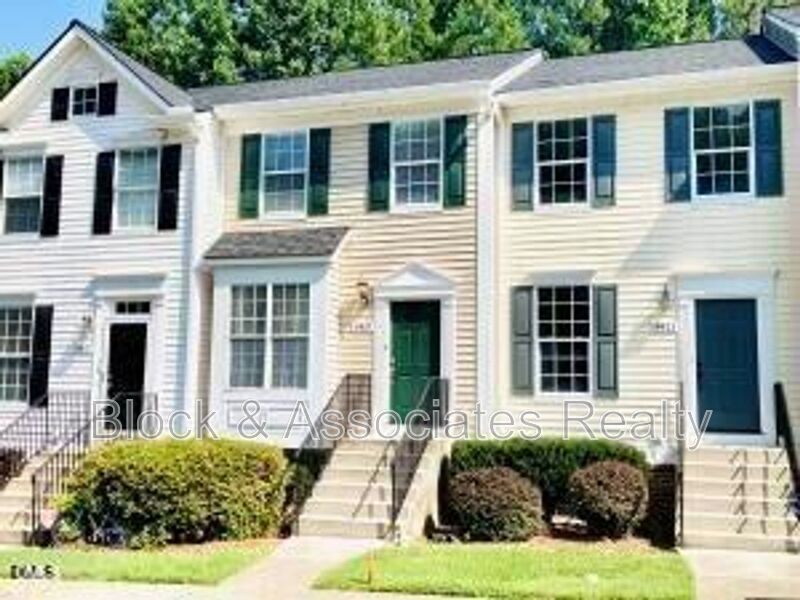 Raleigh House: 5419 Vista View Court