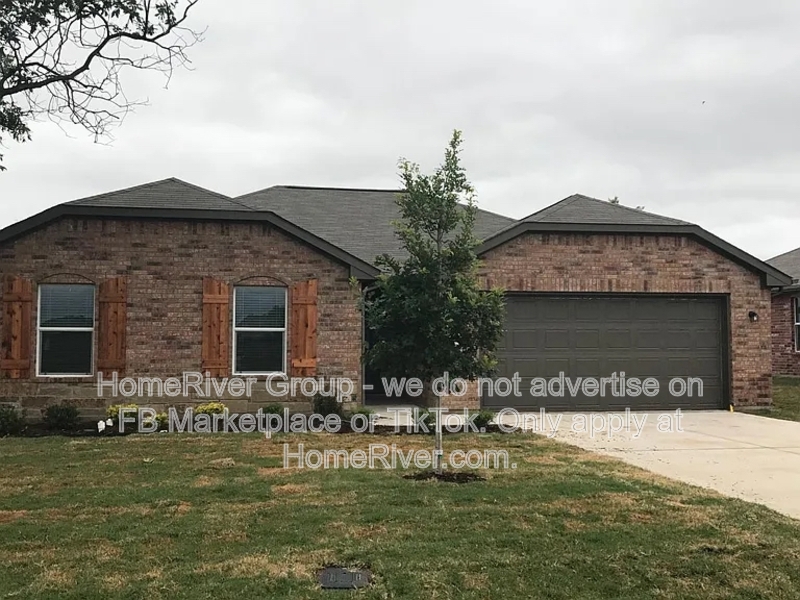 Sherman House: 3017 N Hickory St