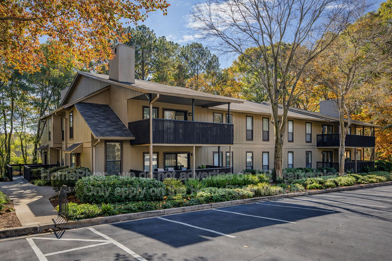 Smyrna Condo: 1301 Cumberland Ct SE