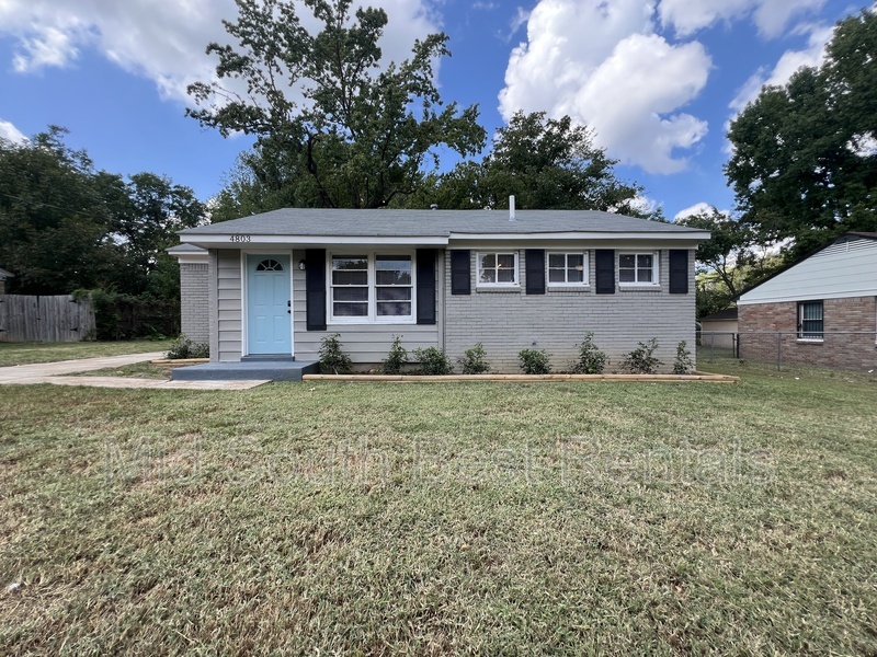 Memphis House: 4803 Hodge Rd