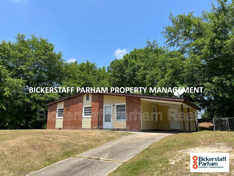 Columbus House: 4817 Josephine Street