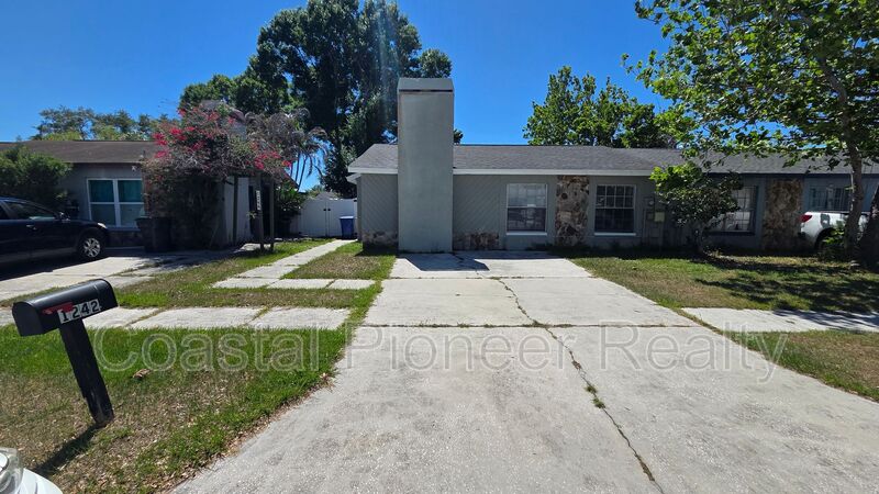 Brandon House: 1242 Coolmont Dr