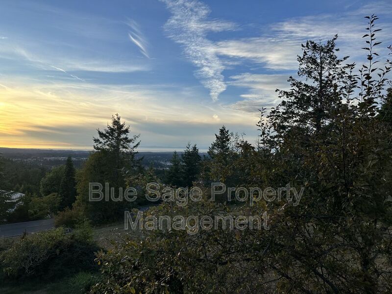 Request a Viewing for 773 Ravens Ridge Tenant Turner