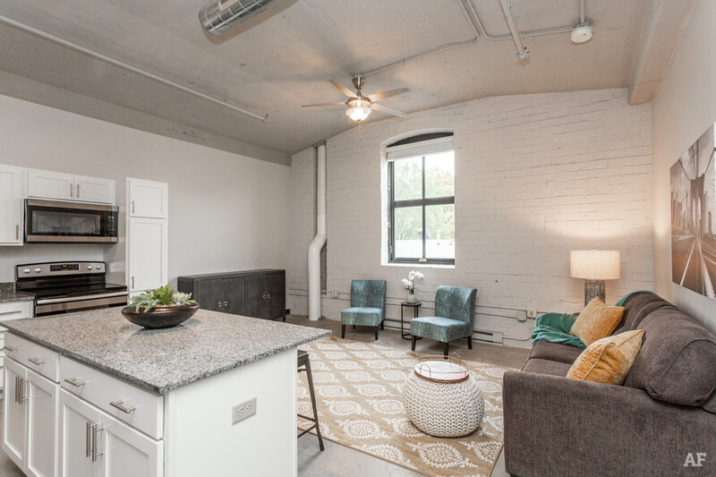 Davenport Condo: 736 Federal St. #1306