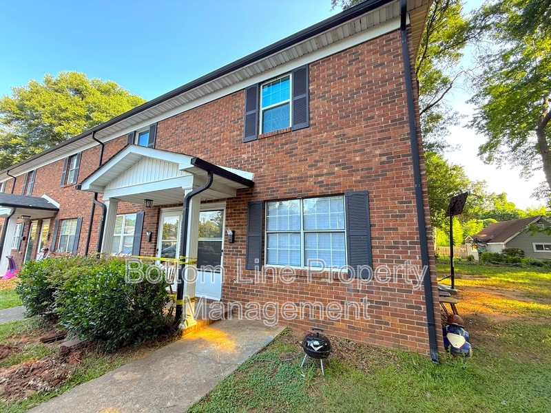 Gastonia Condo: 326 S Columbia St
