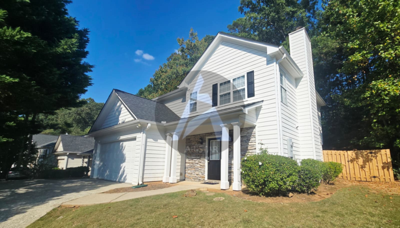 Kennesaw House: 2624 McGuire Drive NW