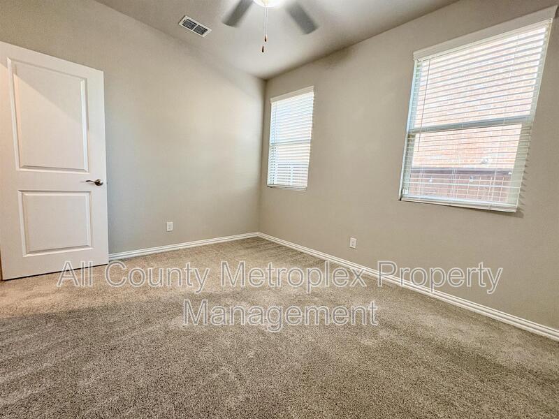 Main Rental Photo 4