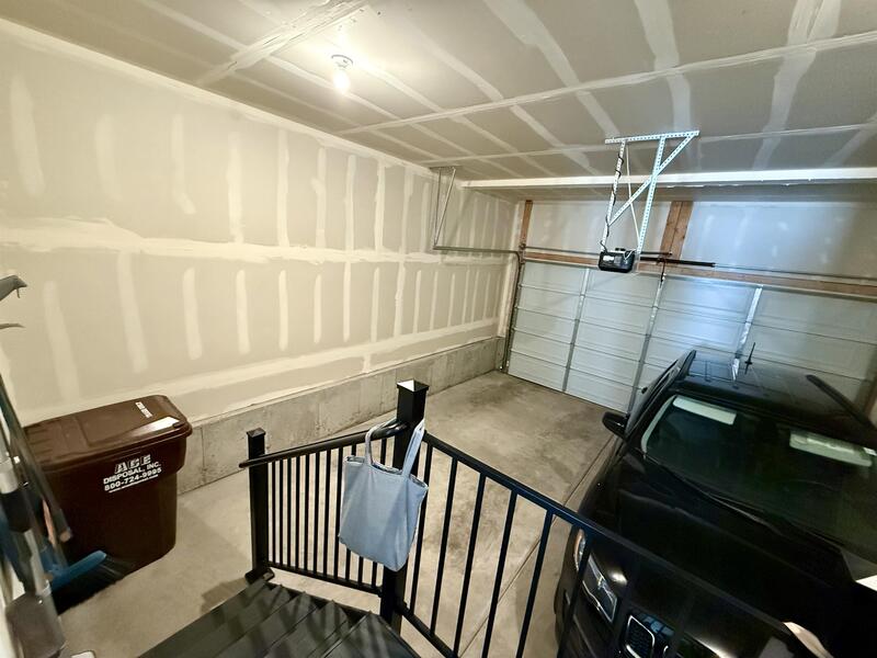 Main Rental Photo 14