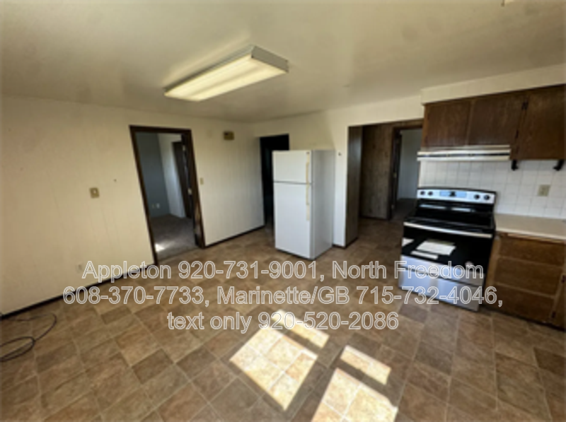Chilton Condo: W2865 Hickory Hills Rd. Upper