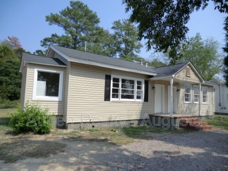 Augusta House: 1914 1/2 Kratha Drive