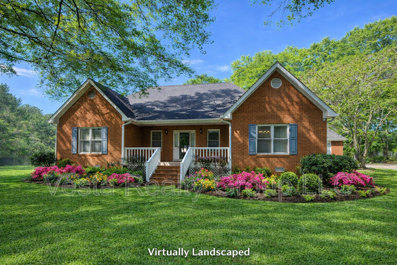 Stockbridge House: 120 Old Conyers Drive