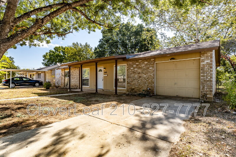 Schertz House: 1064 Gettysburg Dr