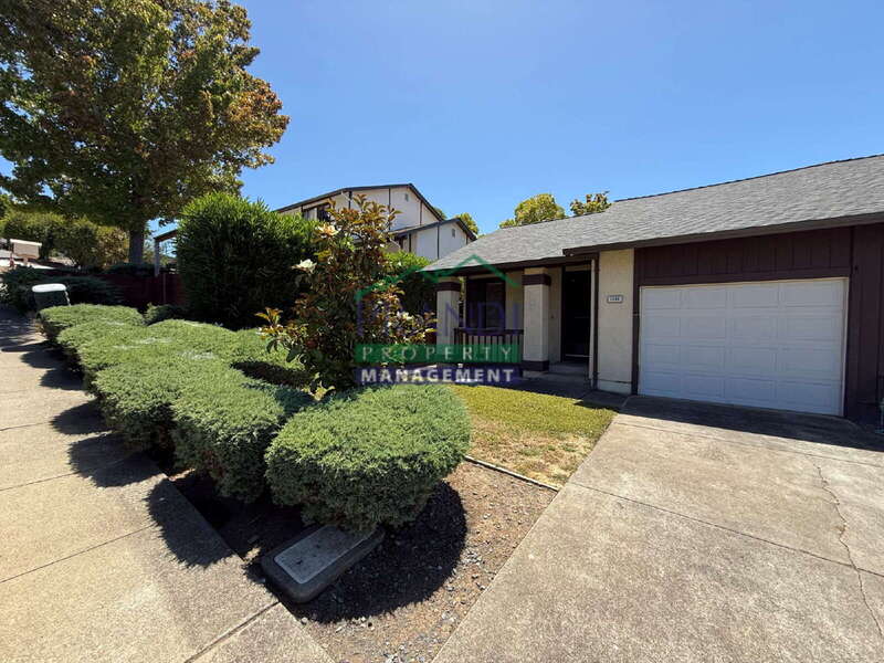 Novato Condo: 1591 Merritt Dr