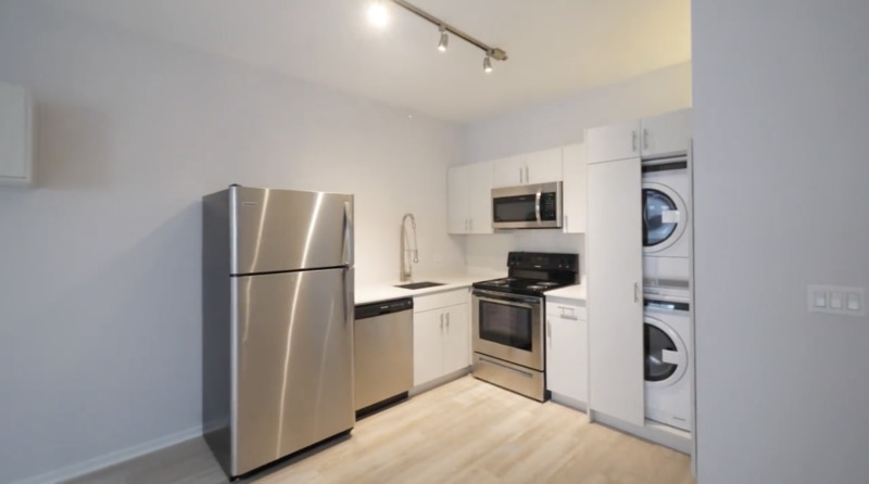 Chicago Condo: 176 N Wells St