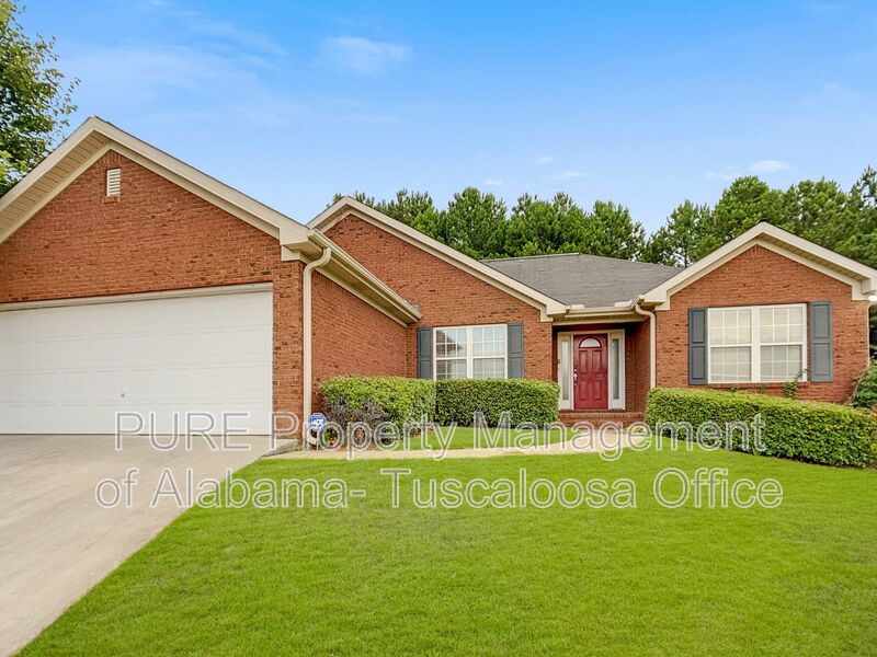 Northport House: 3108 Wisteria Lane