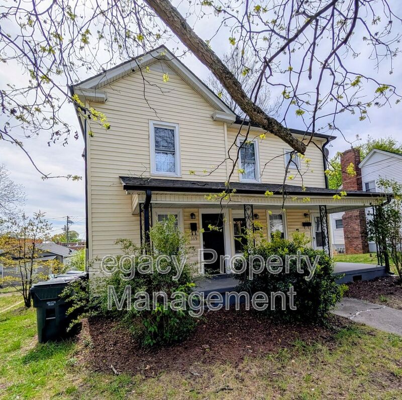 Burlington Condo: 111 / 113 Stagg Street