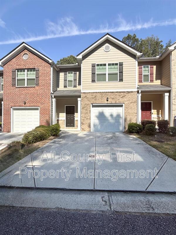 Lithonia House: 1336 Rogers Landing