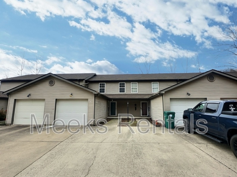 Scott Depot Townhome: 412 Fletcher Rd