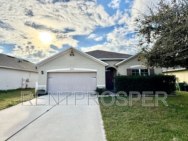 Winter Haven House: 4222 Roberta Drive
