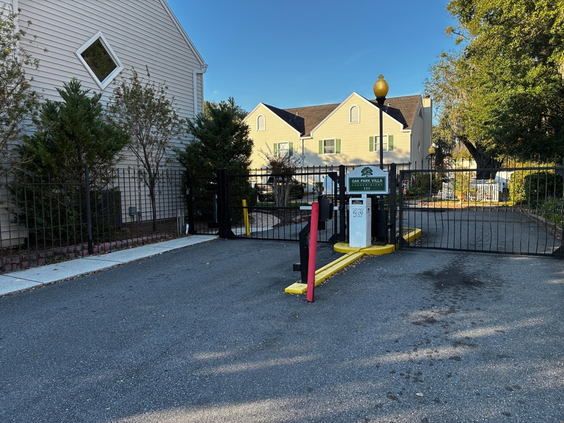 Jacksonville Townhome: 111 East 1st Street, unit 37 - ..