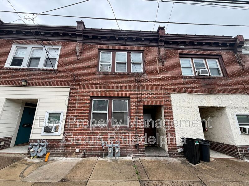 Collingdale Condo: 51 S MacDade Blvd